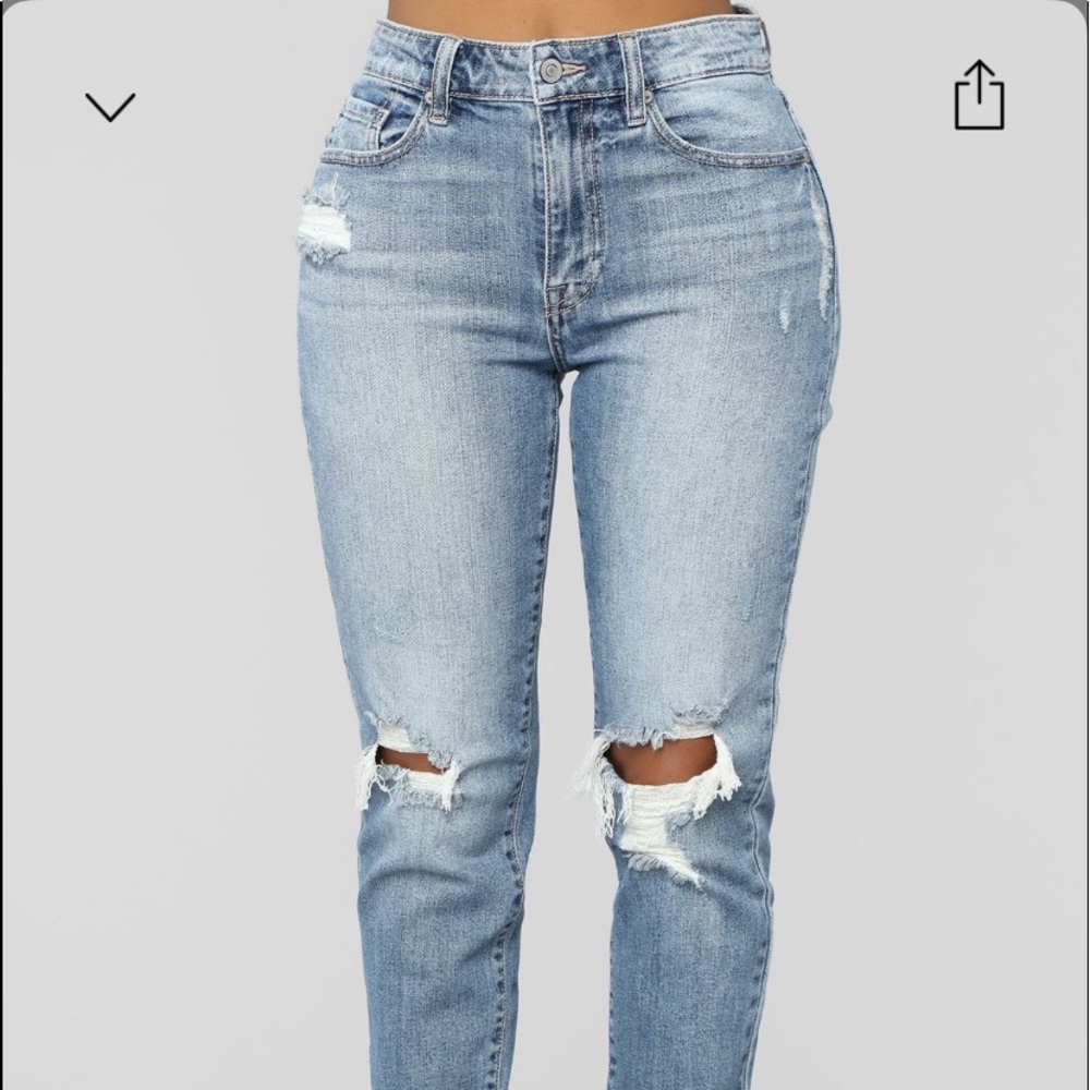 Fashion nova tobi mom jeans💛